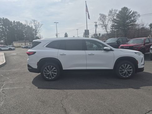 New 2026 Buick Enclave Preferred w/ Power Package AWD/4WD image 15