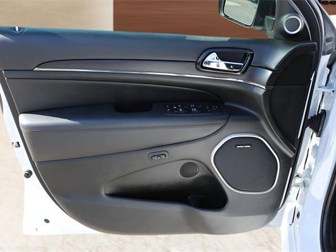 Used 2021 Jeep Grand Cherokee High Altitude image 11