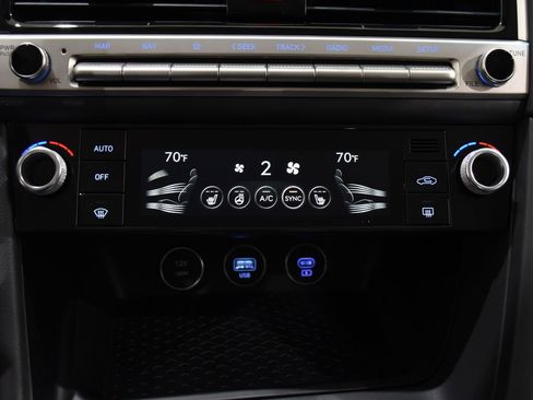 New 2026 Genesis G70 2.5T image 17