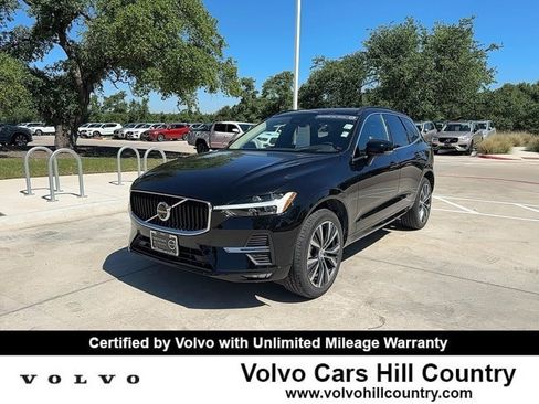 Certified 2022 Volvo XC60 B5 Momentum w/ Advanced Package image 1