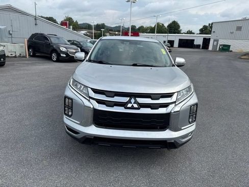 Used 2022 Mitsubishi Outlander Sport SE AWD/4WD image 3