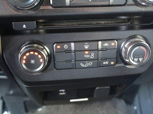 Used 2017 Ford F150 XLT AWD/4WD image 20