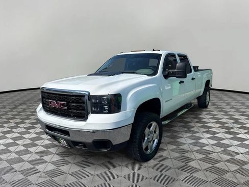 Used 2013 GMC Sierra 2500 W/T AWD/4WD image 2