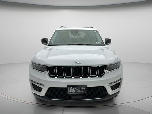 Used 2023 Jeep Grand Cherokee 4WD 4xe image 2