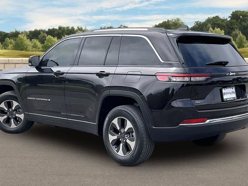 Used 2022 Jeep Grand Cherokee Limited 4xe AWD/4WD image 11