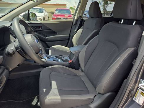 Used 2025 Subaru Crosstrek 2.5i Premium AWD/4WD image 24