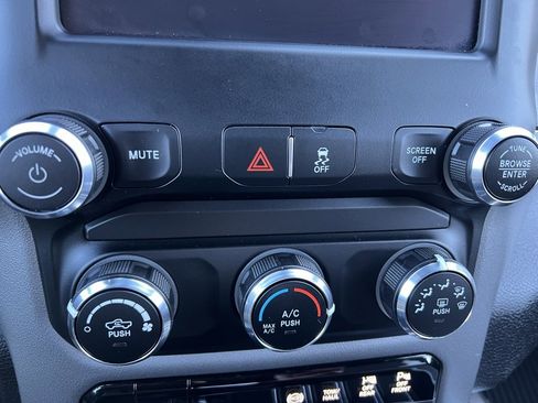 Used 2024 RAM 2500 Big Horn w/ Off Road Package image 37