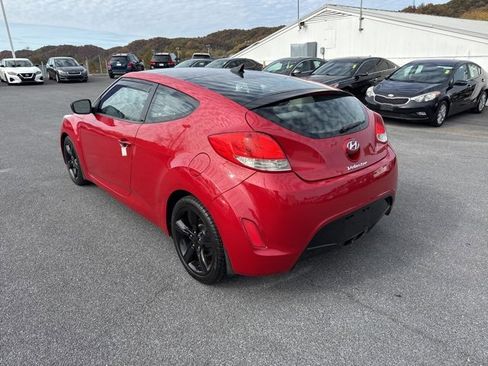 Used 2013 Hyundai Veloster Base w/ Style Pkg image 6