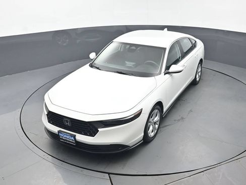 Used 2023 Honda Accord LX image 35