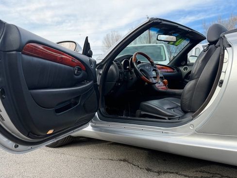 Used 2007 Lexus SC 430 Convertible image 3