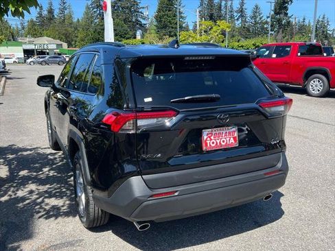 Certified 2025 Toyota RAV4 XLE AWD/4WD image 9