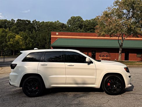 Used 2015 Jeep Grand Cherokee SRT AWD/4WD image 4