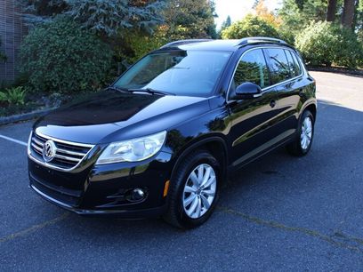 Used 2011 Volkswagen Tiguan SE