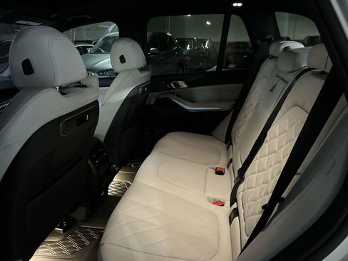 New 2026 BMW X5 xDrive50e w/ Premium Package image 23