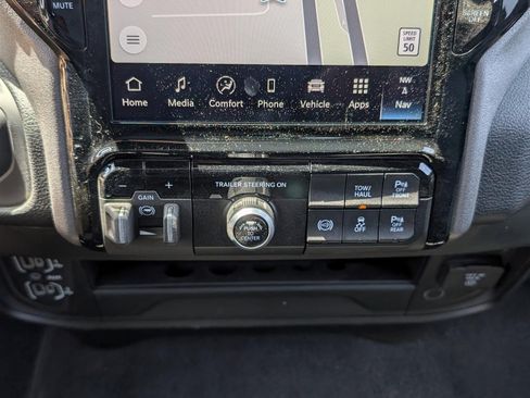 New 2025 RAM 2500 Tradesman AWD/4WD image 22