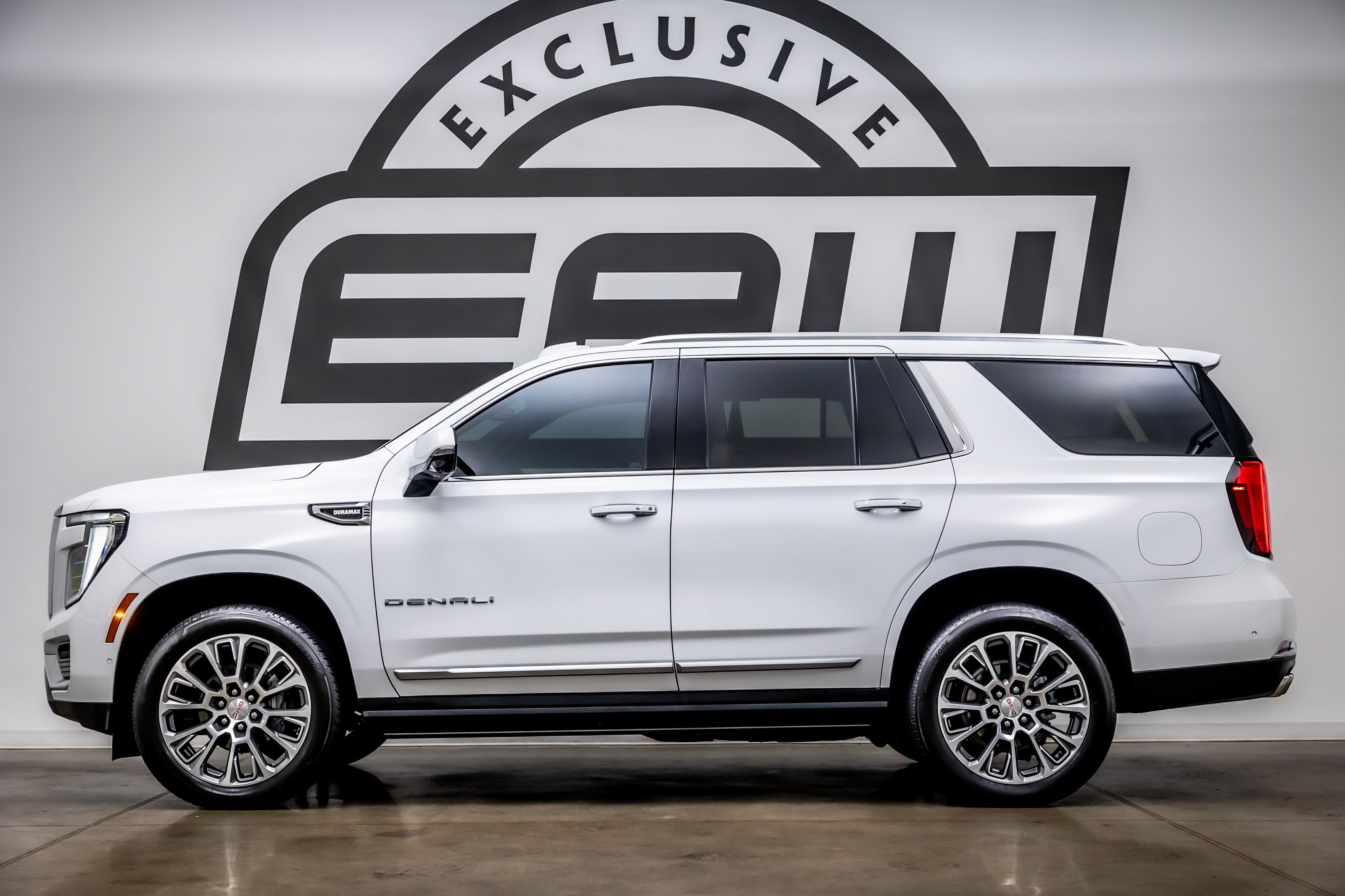 Used 2026 GMC Yukon Denali w/ Denali Reserve Package AWD/4WD image 6