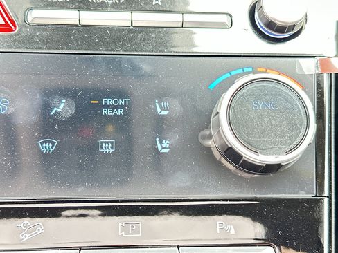 New 2025 Hyundai Santa Fe Limited image 24