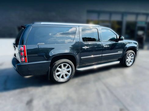 Used 2013 GMC Yukon XL Denali AWD/4WD image 5