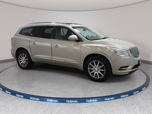 Used 2016 Buick Enclave Leather FWD image 4