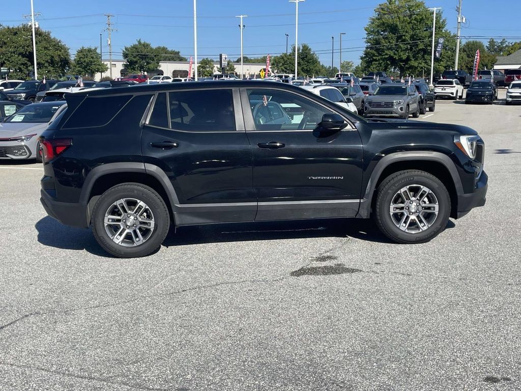 Used 2025 GMC Terrain Elevation AWD/4WD image 7