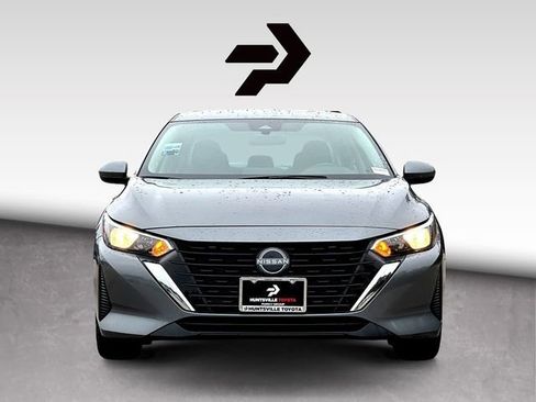 Used 2024 Nissan Sentra SV FWD image 3