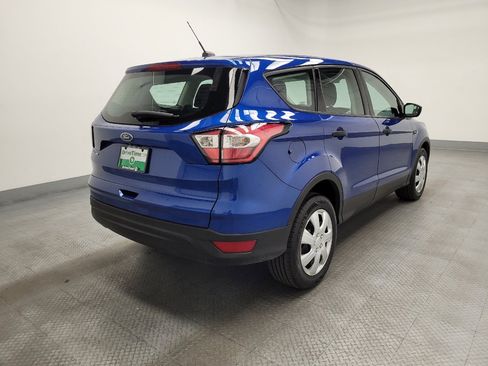 Used 2018 Ford Escape S image 9