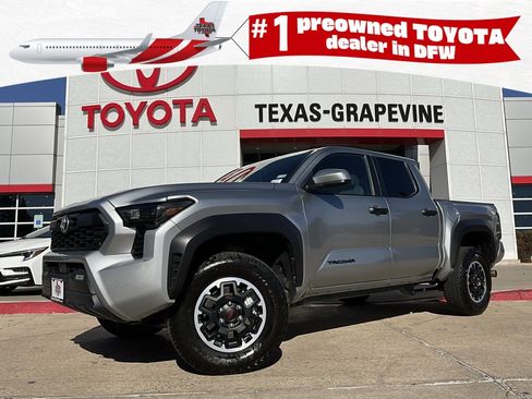 Used 2025 Toyota Tacoma TRD Off-Road image 1