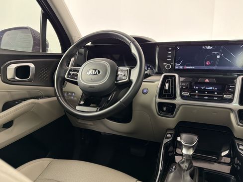 Used 2021 Kia Sorento SX FWD image 28