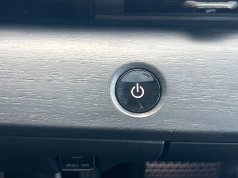 Used 2023 Nissan Ariya FWD image 22