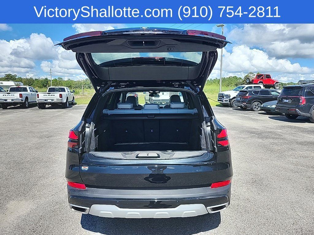 Used 2025 BMW X5 sDrive40i w/ Premium Package RWD image 32