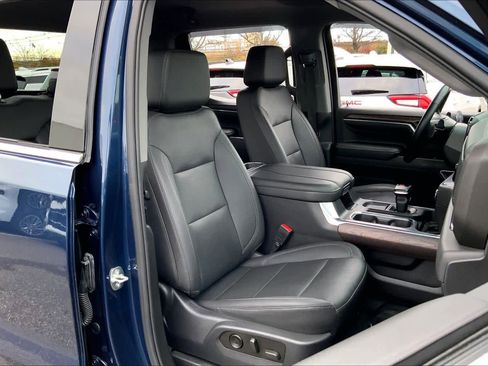 Used 2023 GMC Sierra 1500 SLT w/ SLT Convenience Package image 7