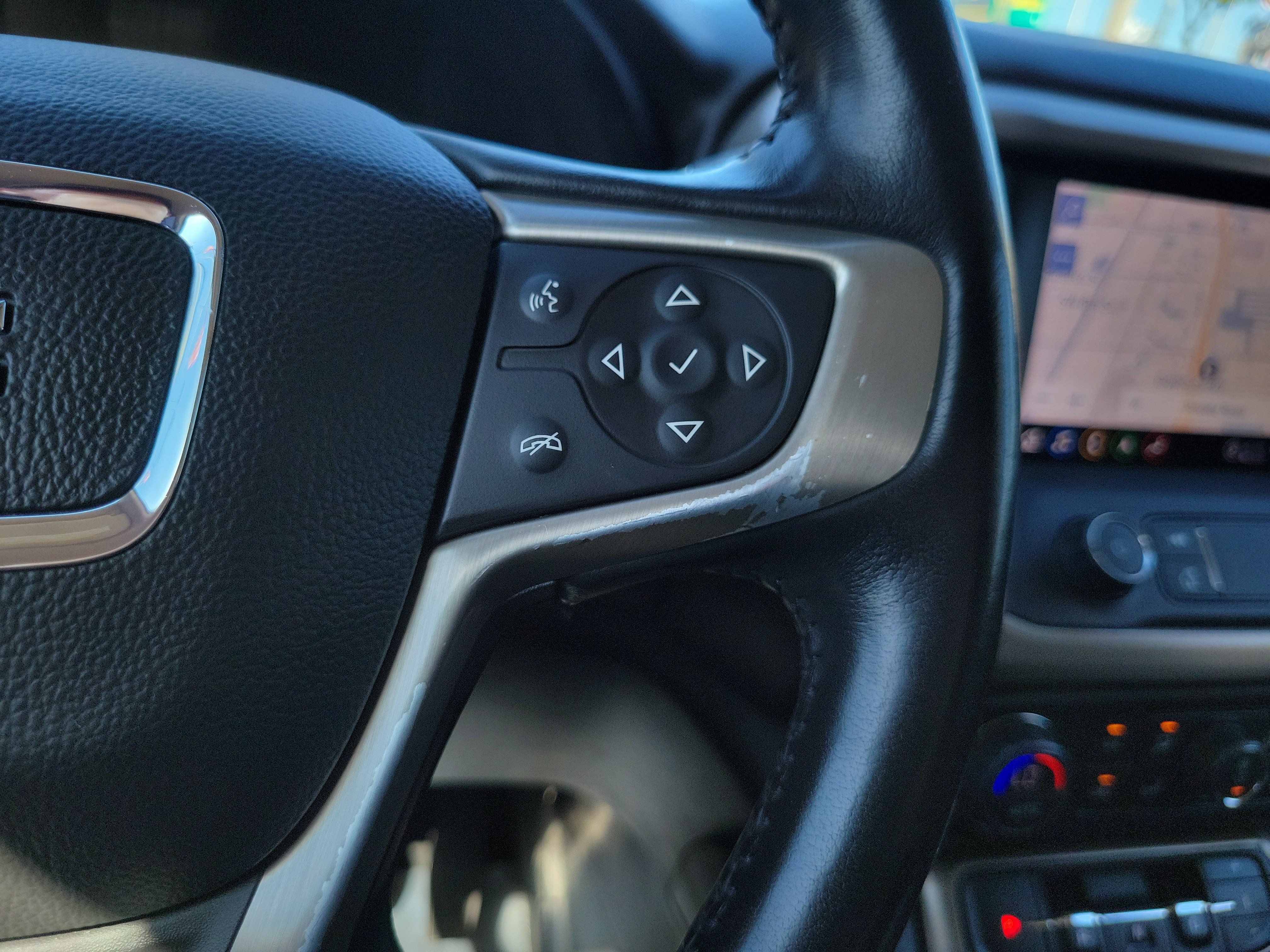 Used 2022 GMC Acadia Denali w/ Denali Ultimate Package FWD image 23