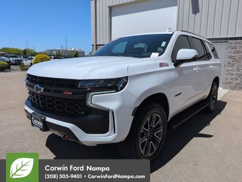 Used 2023 Chevrolet Tahoe Z71 w/ Luxury Package AWD/4WD image 7