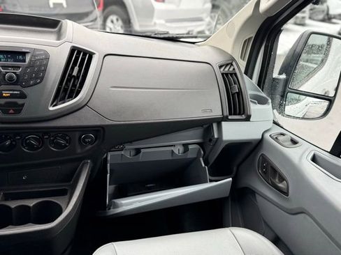 Certified 2019 Ford Transit 150 130 Low Roof image 20