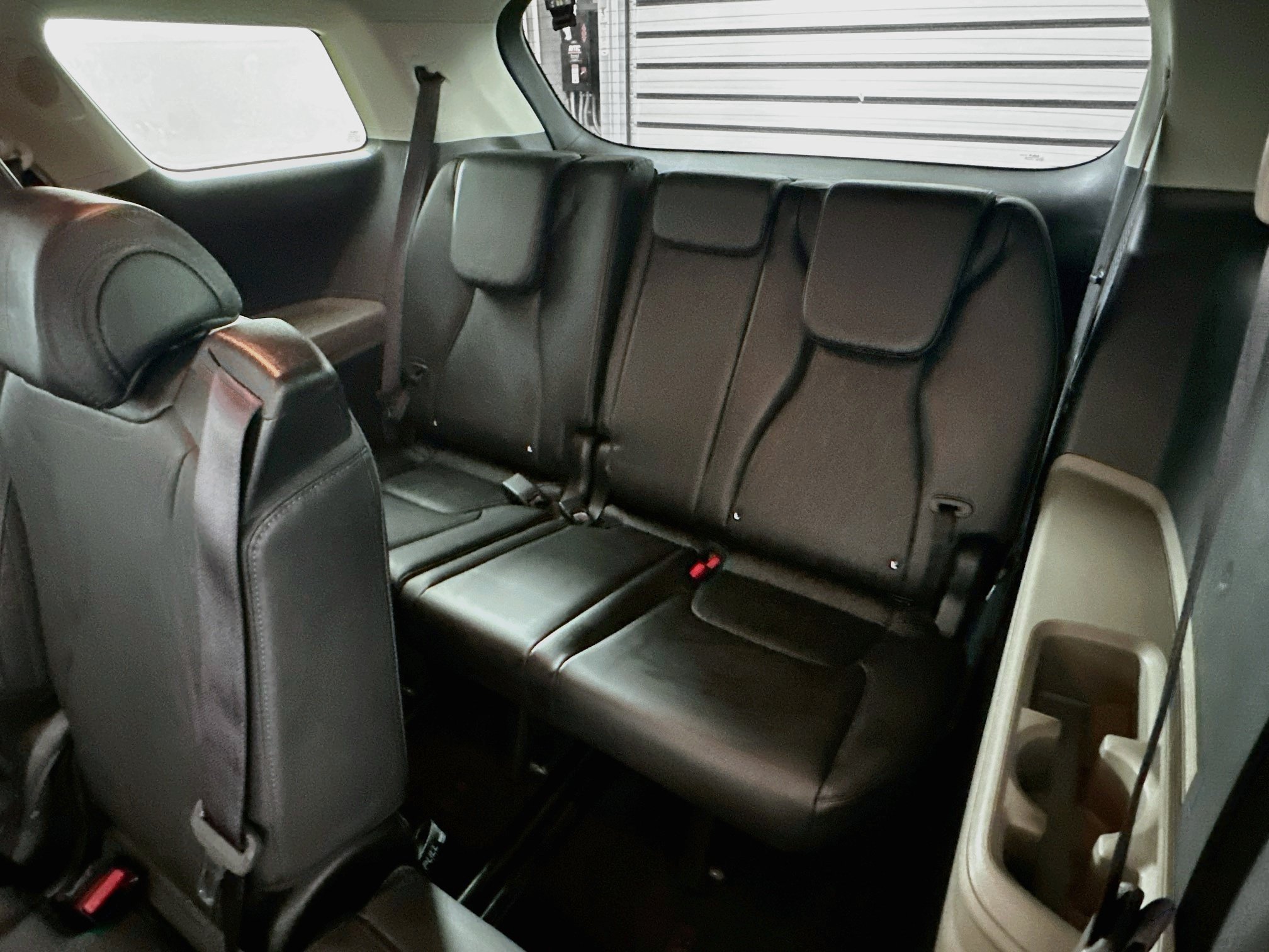 Used 2026 Kia Carnival FWD image 29