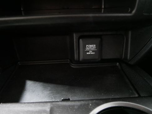 Used 2018 Honda Ridgeline Sport image 29