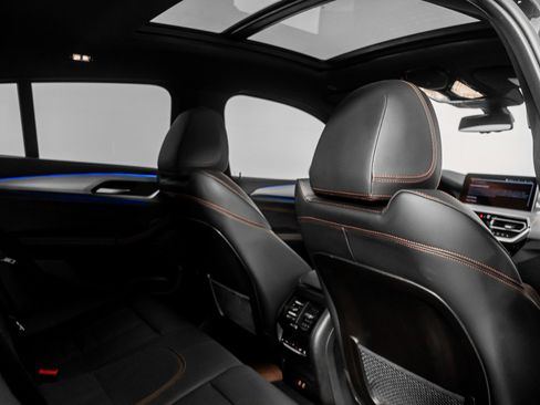 Used 2023 BMW X4 M40i image 51