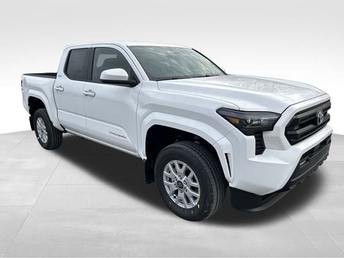 New 2026 Toyota Tacoma SR5 image 7