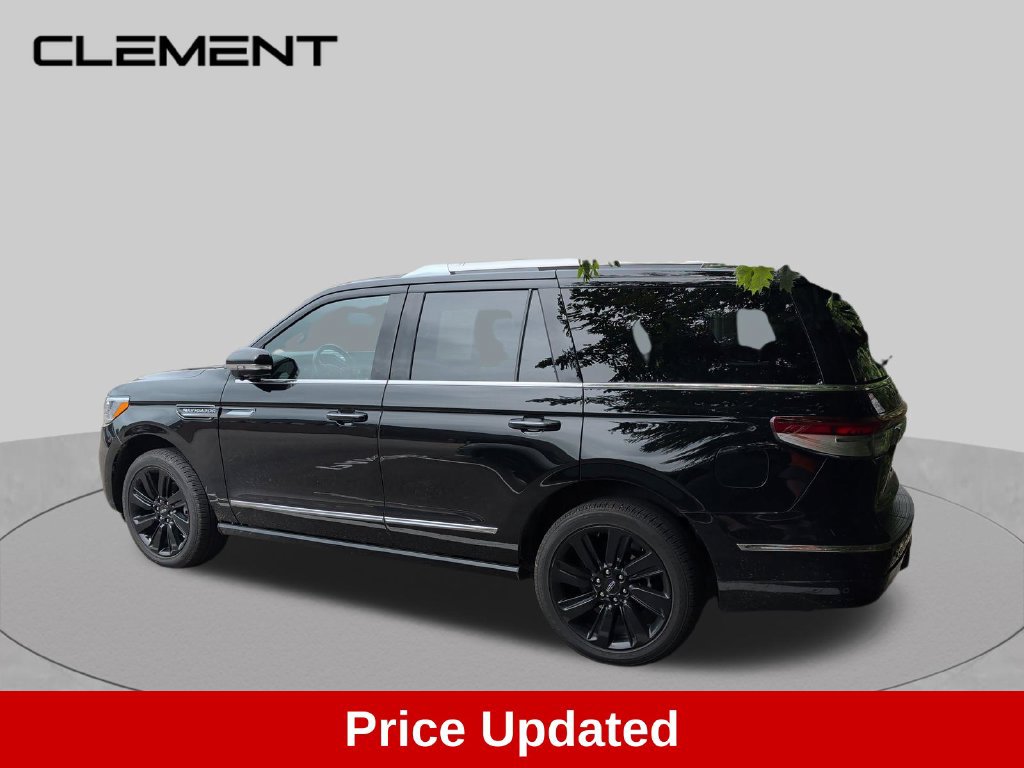 Used 2023 Lincoln Navigator Reserve AWD/4WD image 9