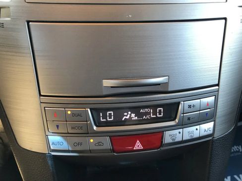 Used 2010 Subaru Outback 3.6R Limited w/ Popular Equipment Group 3B AWD/4WD image 29