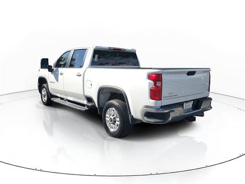 Used 2025 Chevrolet Silverado 2500 LT w/ Convenience Package image 4