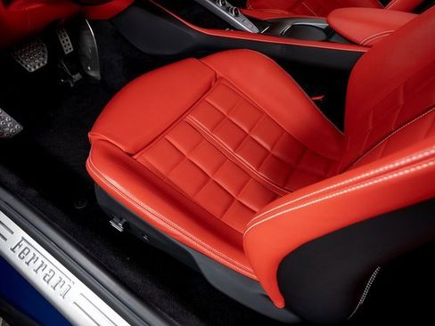 Certified 2019 Ferrari Portofino image 22