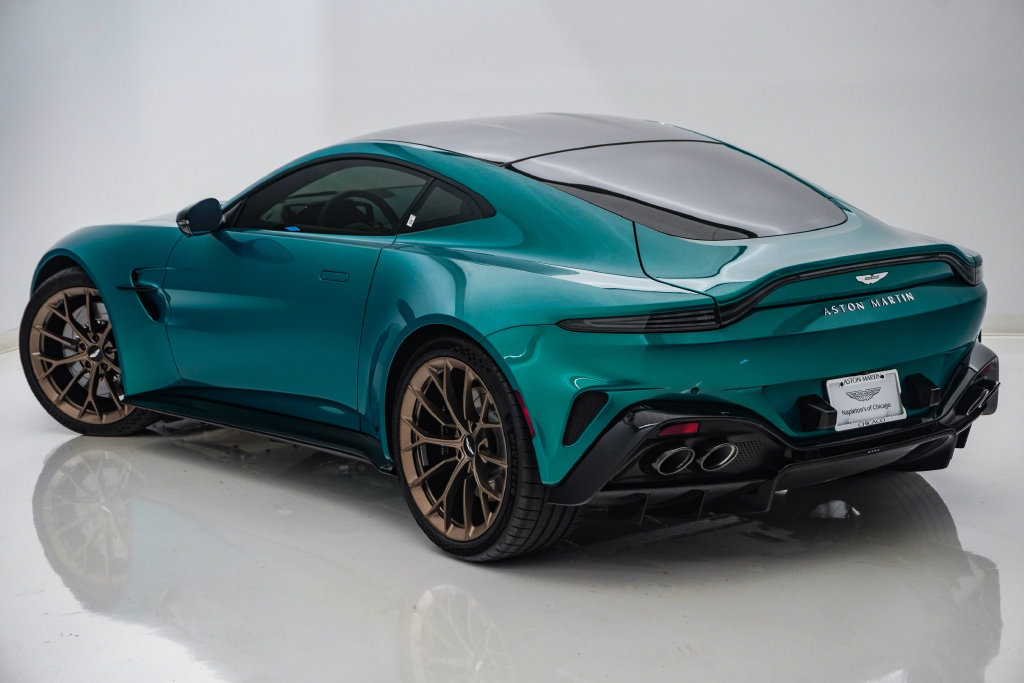Used 2025 Aston Martin V8 Vantage Coupe RWD image 10