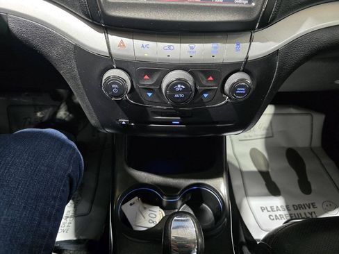 Used 2015 Dodge Journey R/T w/ Flexible Seating Group AWD/4WD image 38