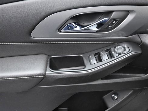 Certified 2023 Chevrolet Traverse LT FWD image 20