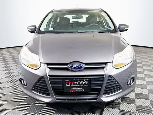 Used 2014 Ford Focus SE FWD image 2