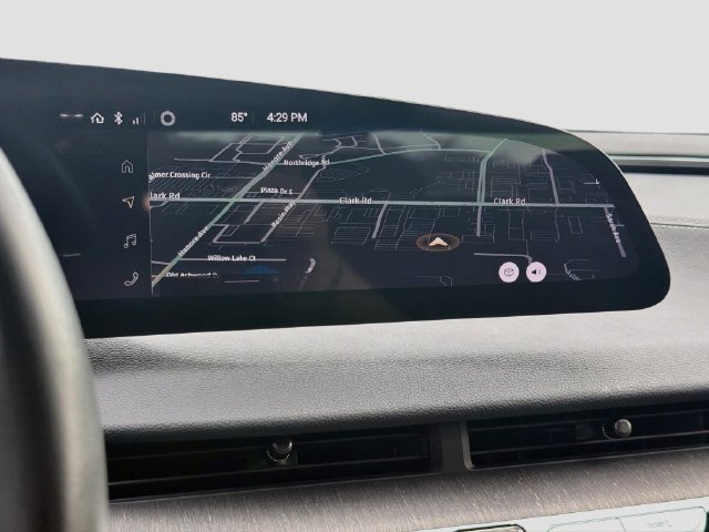 Used 2024 Lucid Air Touring AWD/4WD image 31