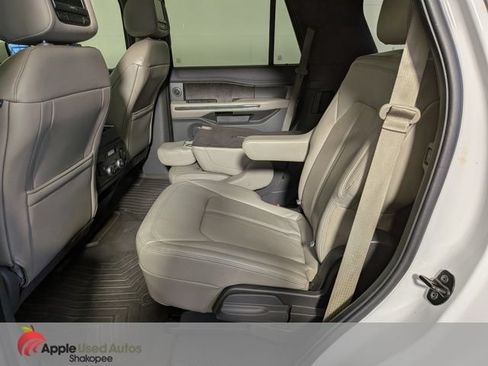 Used 2018 Ford Expedition Limited w/ Equipment Group 301A AWD/4WD image 45