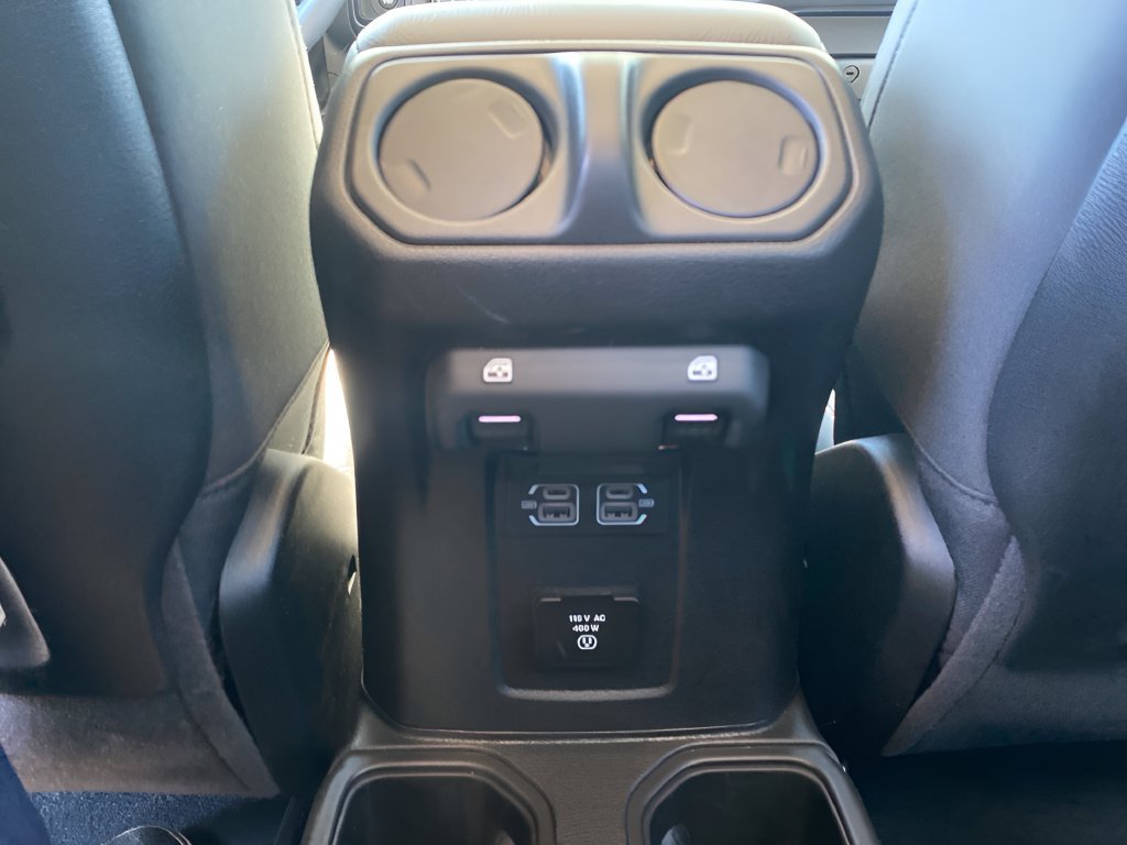 Used 2026 Jeep Gladiator Mojave AWD/4WD image 13