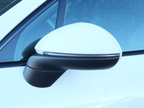 Certified 2022 Porsche Cayenne image 14